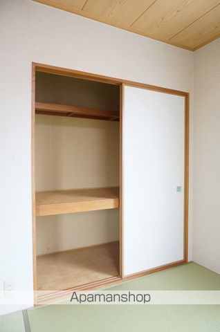 ルミエール若松 Bの内装写真