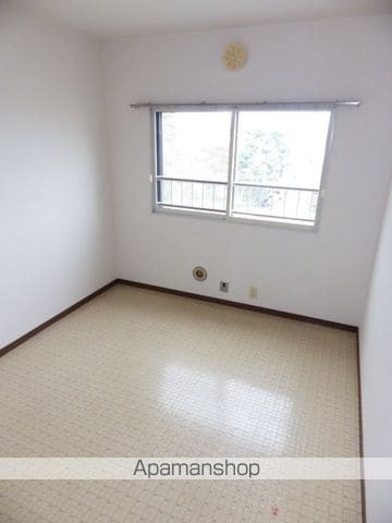 グロリアハイツ若松の内装写真