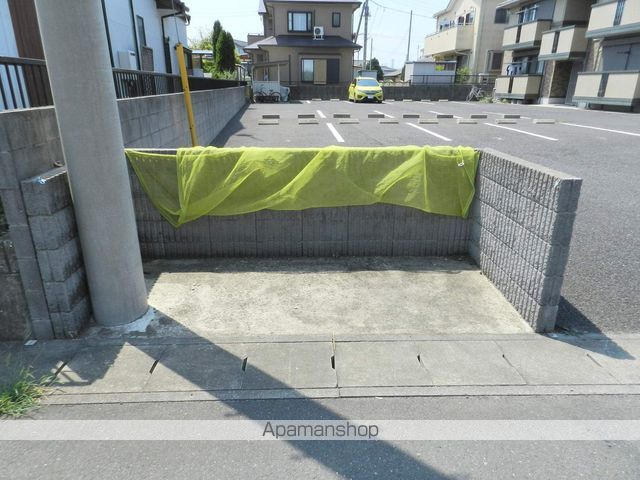 クレストの外観写真