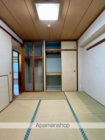 ライズ西堀の内装写真