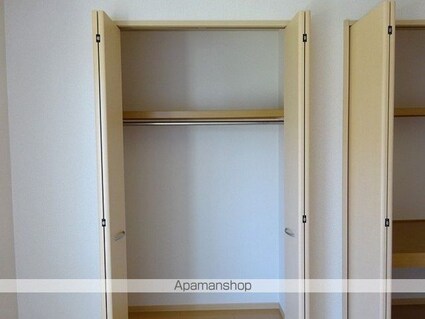 ＲＯＹＡＬ　ＧＡＲＤＥＮ　ＣＡＳＡＨＡＲＡ[2DK/53.65m2]の収納