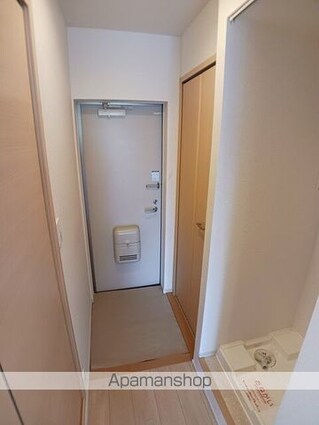 エレガンテ[1K/26.11m2]の玄関