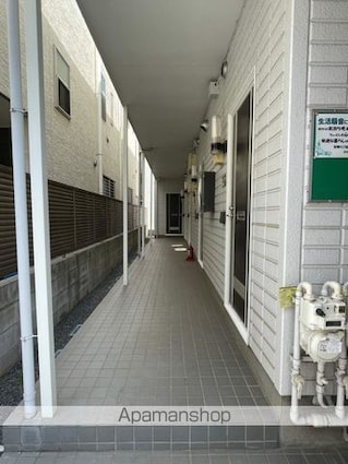 ドルフィン[1K/19.87m2]の外観3