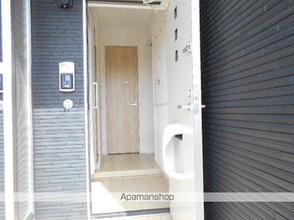 岐阜県岐阜市粟野東２丁目[1LDK/50.42m2]の玄関