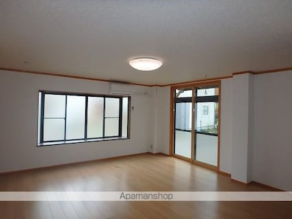 カーサフォレスタ[1R/38m2]のリビング・居間