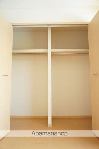 プリムローズIIの内装写真