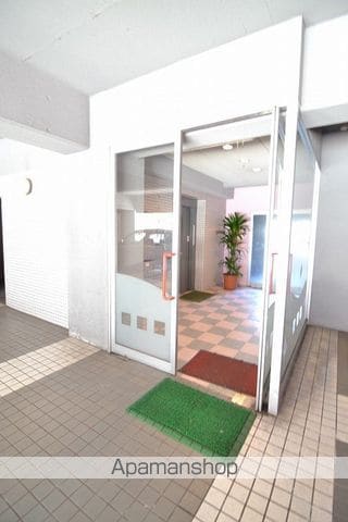 コンフォール錦町の玄関写真