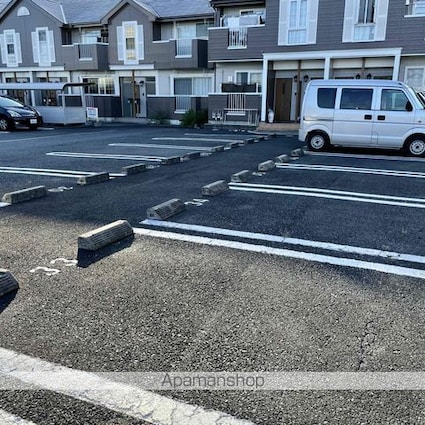 サニーヴィラ参番館[3LDK/65.98m2]の駐車場