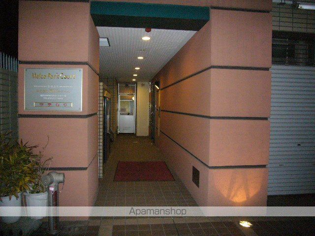 メルカパークコートの玄関写真