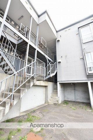 ウィーンの森伍番館の玄関写真