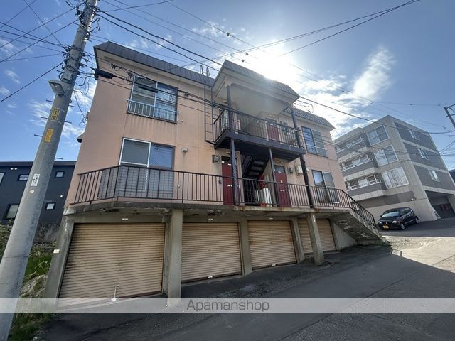 上島ハウスの外観写真