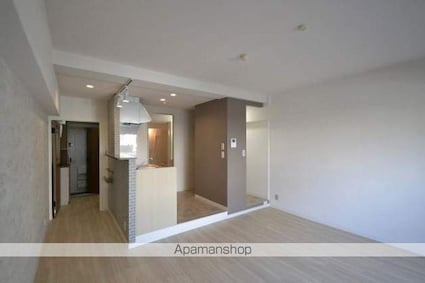 コーポ西翠[1R/32.48m2]のリビング・居間