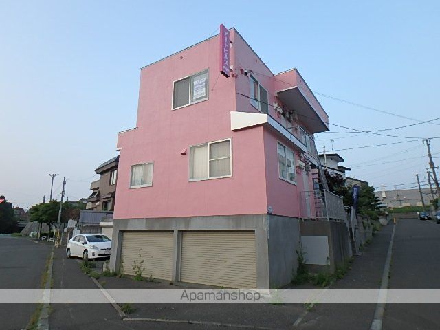 アートヒルズ西岡の外観写真