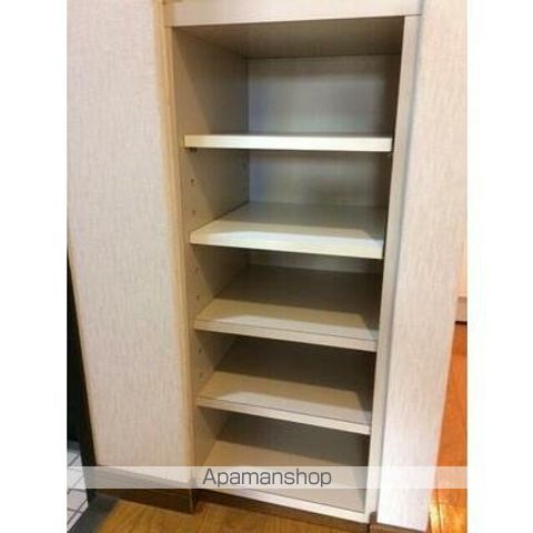 西本番町マンションの内装写真