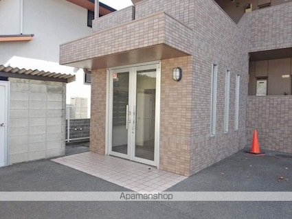 ファミール山城[1K/35m2]の外観3