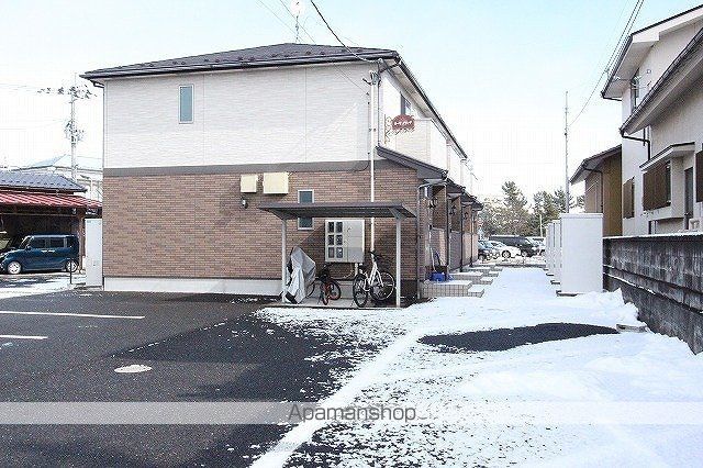 カーサグランデの外観写真