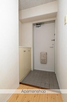 パークハイムカタモト[3LDK/69.3m2]の玄関