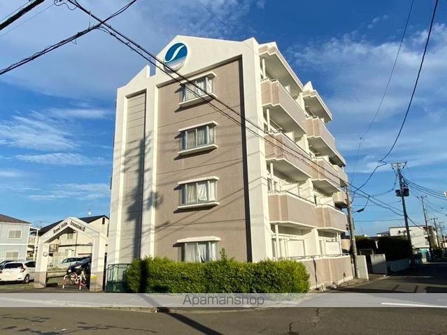 ロイヤルヒルズ泉崎IIの外観写真