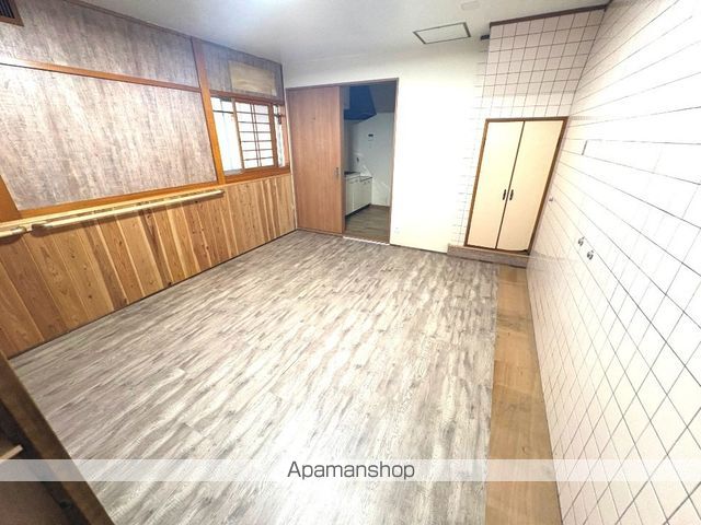 友井3丁目貸家の内装写真