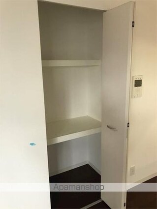 シュトランドコルブ[1LDK/50.32m2]の内装1