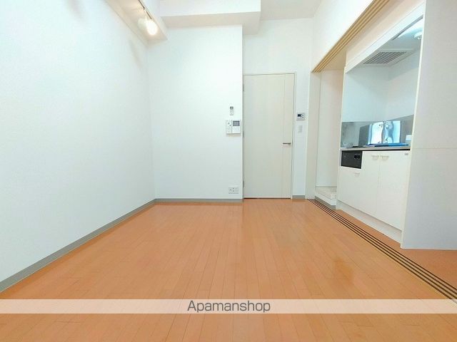 ドゥーエESAKAIの内装写真