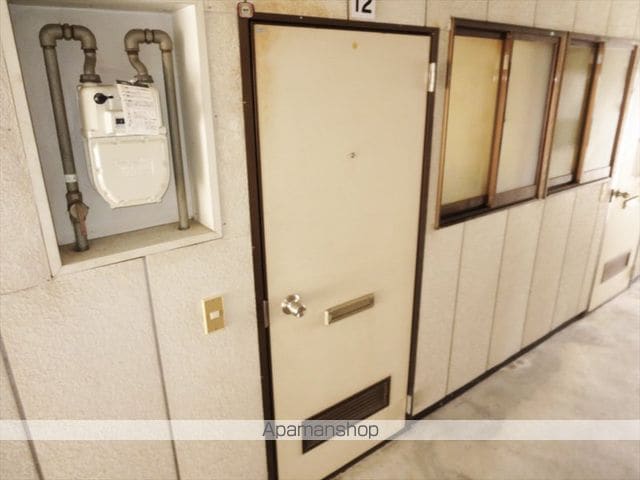 さくらアパートの玄関写真