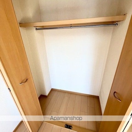 リバーレイクヒルズ[1R/25.97m2]の収納