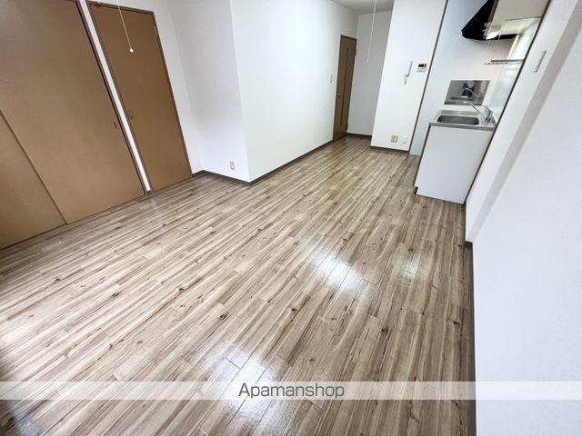 クレストコートの内装写真