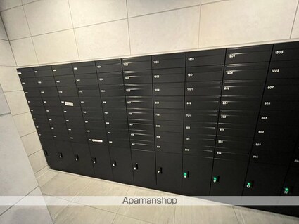 Ｎーｆｌａｔｓ板橋[2LDK/63.43m2]の共用部1