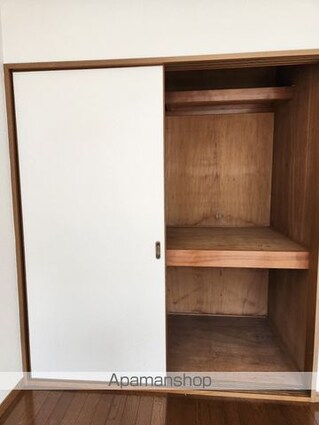 メゾンアベⅡ[2DK/48.44m2]の収納