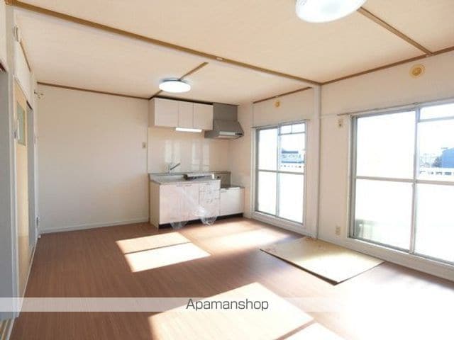 堀越マンションの内装写真