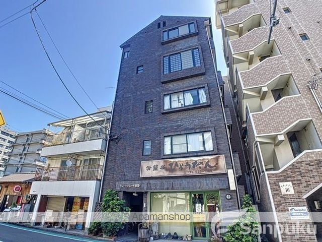 シャイングレード岩田の外観写真