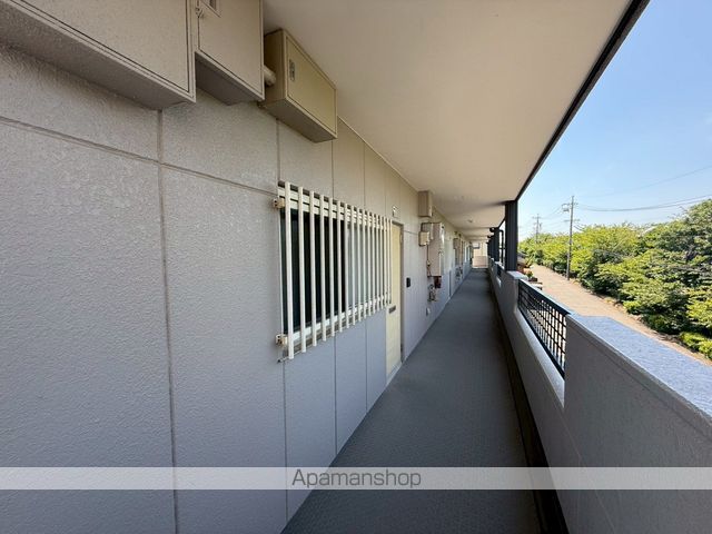 シャルマンハイツの外観写真