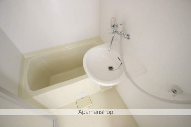 ピレウスの内装写真