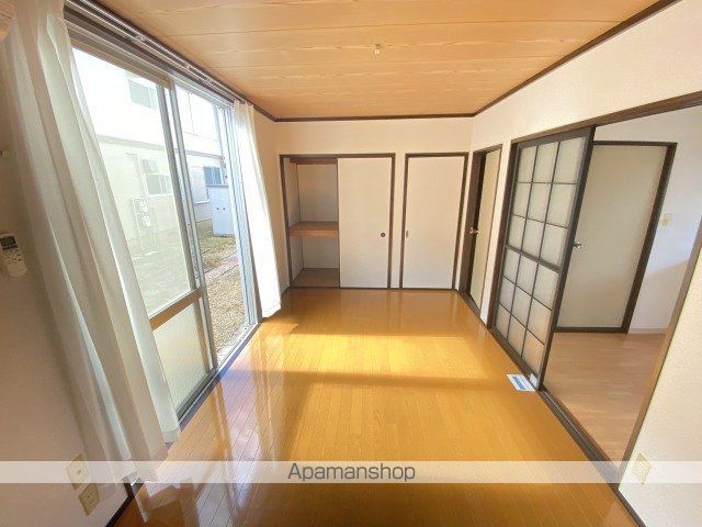 メゾンドールA館の内装写真