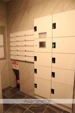 メゾンクラフト神田錦町の内装写真