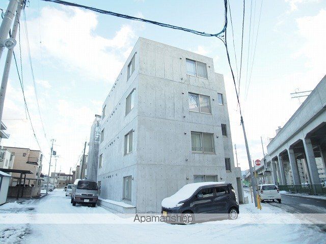 リラさっぽろの外観写真