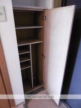 リエス若林[1K/20.47m2]の玄関