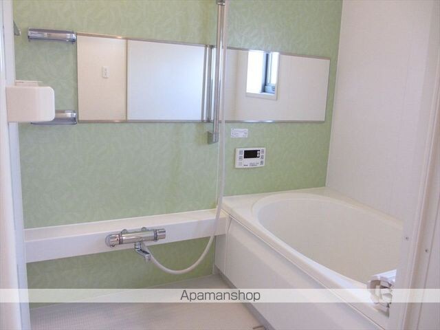 和歌山県和歌山市湊２丁目[2LDK/65.2m2]のバス