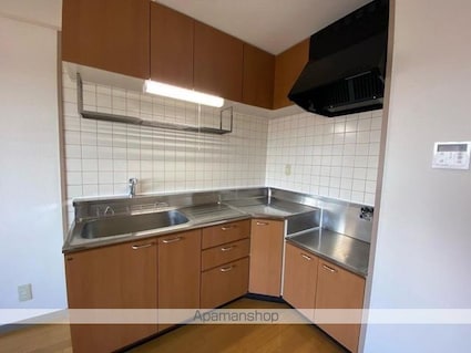 香川県高松市楠上町１丁目[2LDK/49.5m2]のキッチン