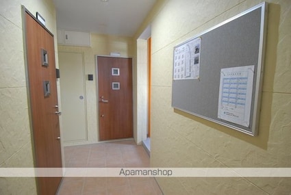 プリミエール常滑栄町[1R/26.39m2]のエントランス