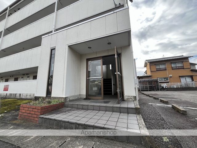 第一高田マンションの玄関写真