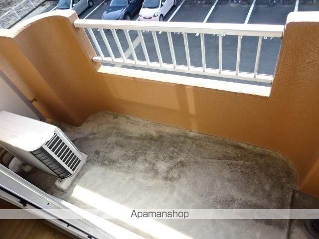 クロシェットIの内装写真