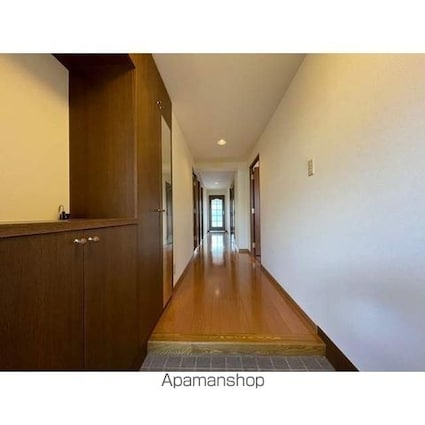 アーバンコート市ヶ谷[2LDK/88.4m2]の玄関