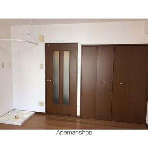 西本丸の内マンションの内装写真