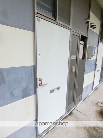 袋井市 2階建 築29年の玄関写真