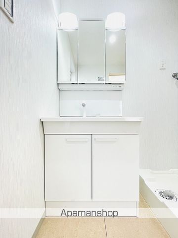ラックススクエアシミズの内装写真