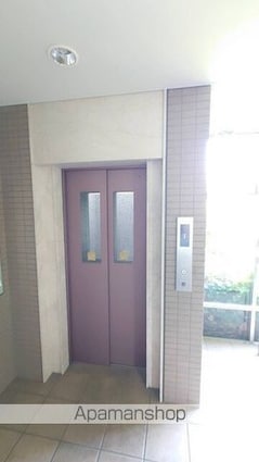 メゾンプロスペール[2LDK/60.46m2]の共用部2