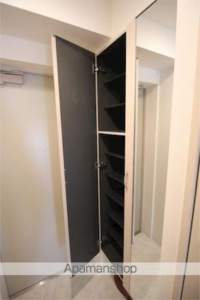 ファミーユ[1K/29.02m2]の玄関