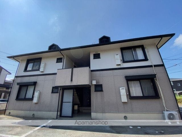 ヴィラクレスト A棟の外観写真